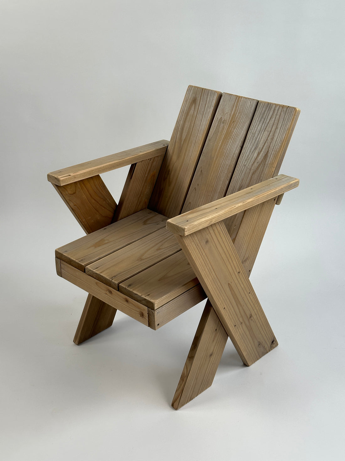 Cedar Outdoor Lounge Chairs